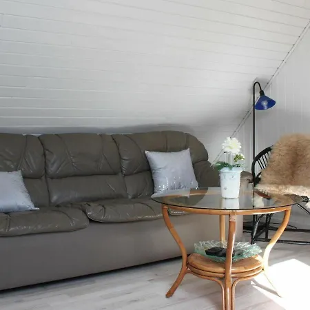 Three-bedroom Holiday In Vejby 14 *